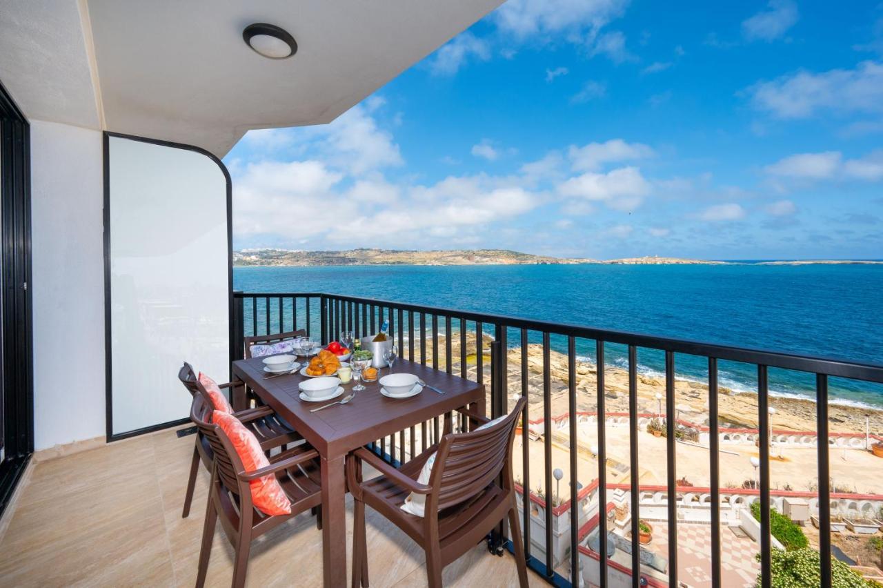 Islet Promenade Seafront Apartment With Large Corner Terrace By Getawaysmalta St. Paul's Bay Ngoại thất bức ảnh