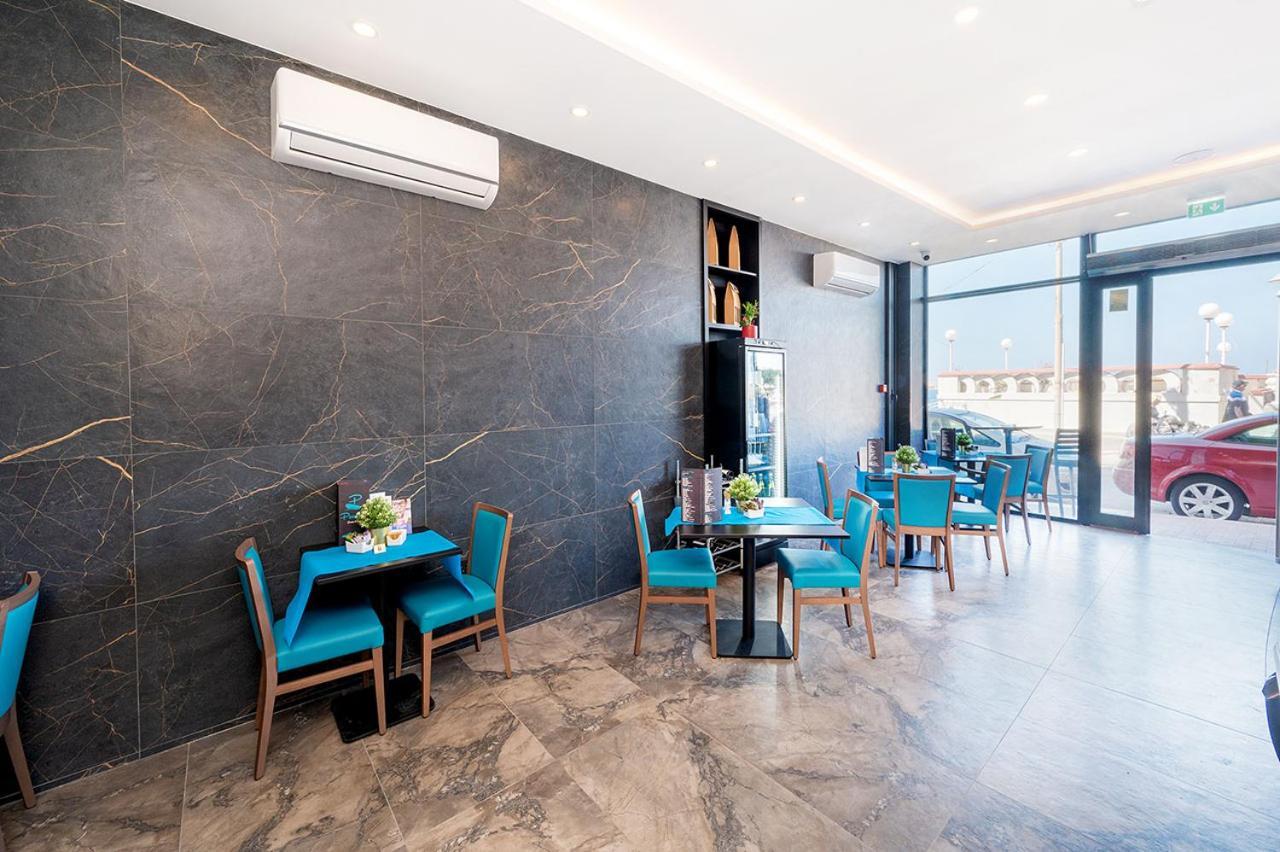 Islet Promenade Seafront Apartment With Large Corner Terrace By Getawaysmalta St. Paul's Bay Ngoại thất bức ảnh